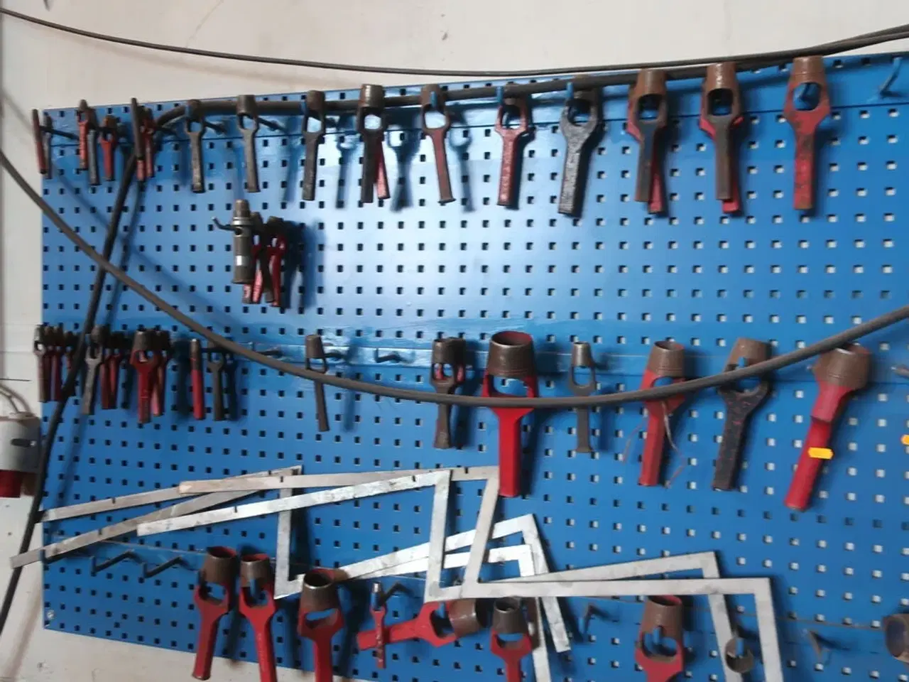 Billede 4 - Værktøjstavle med div. Værktøj