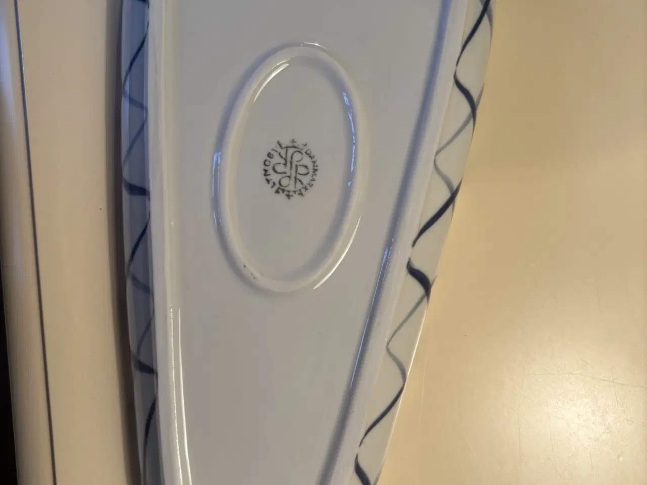 Billede 2 - Lyngby Harlekin fad