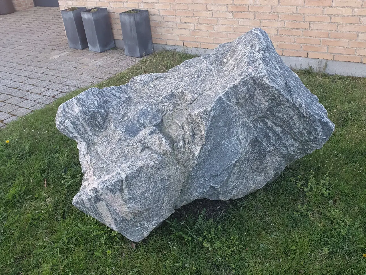 Billede 1 - Stor granitsten