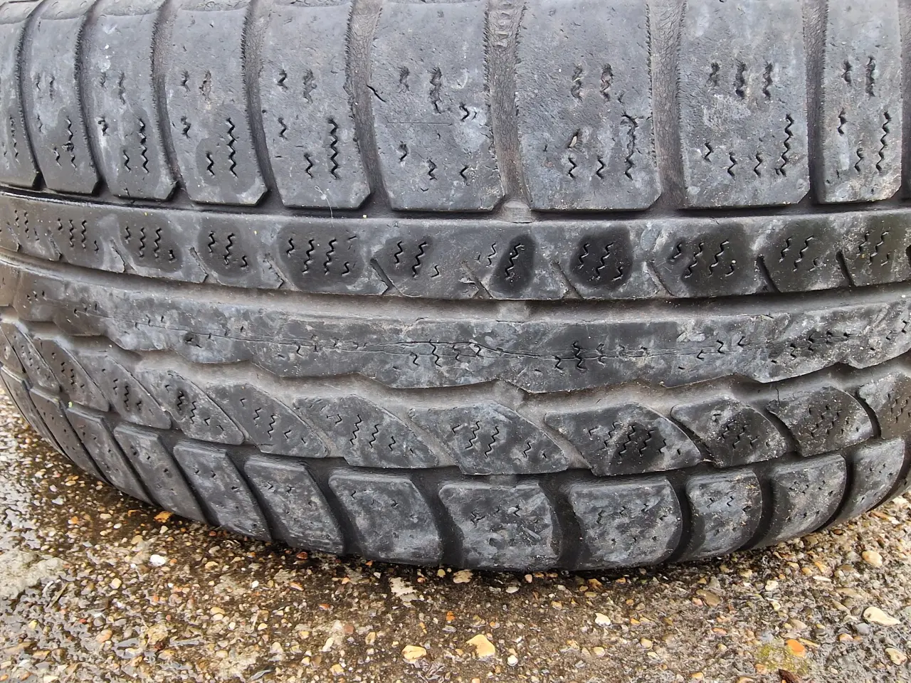 Billede 2 - 17" Vinterhjul, 225/60R17" på Alu., Nissan Qashqai