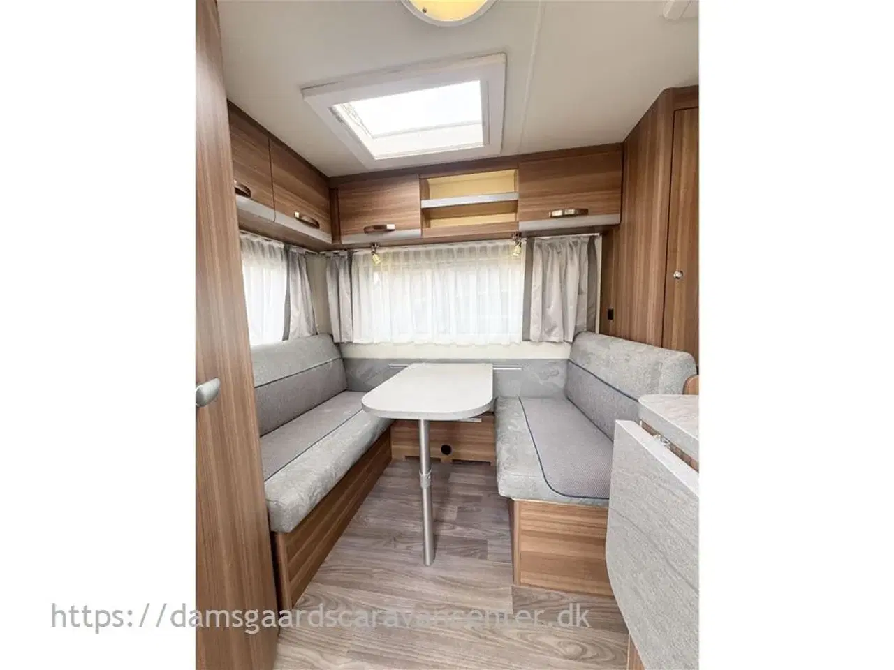 Billede 9 - 2018 - Weinsberg CaraOne 390 QD   Dobbeltseng-Gulvtemp.-Mover-Telt