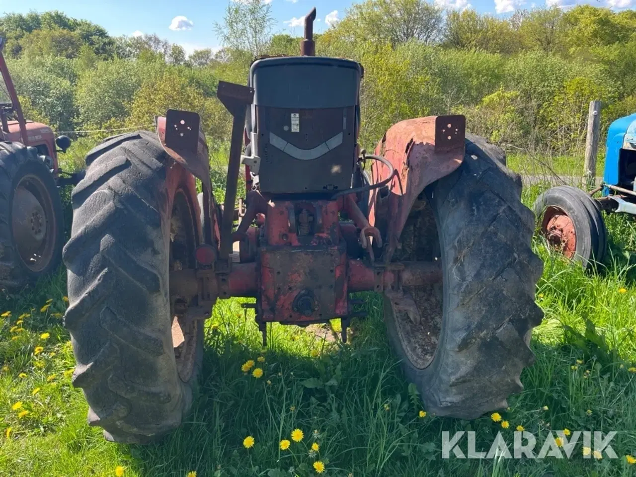 Billede 4 - Veterantraktor IH B414 Diesel uden motorhjelm og liftarme