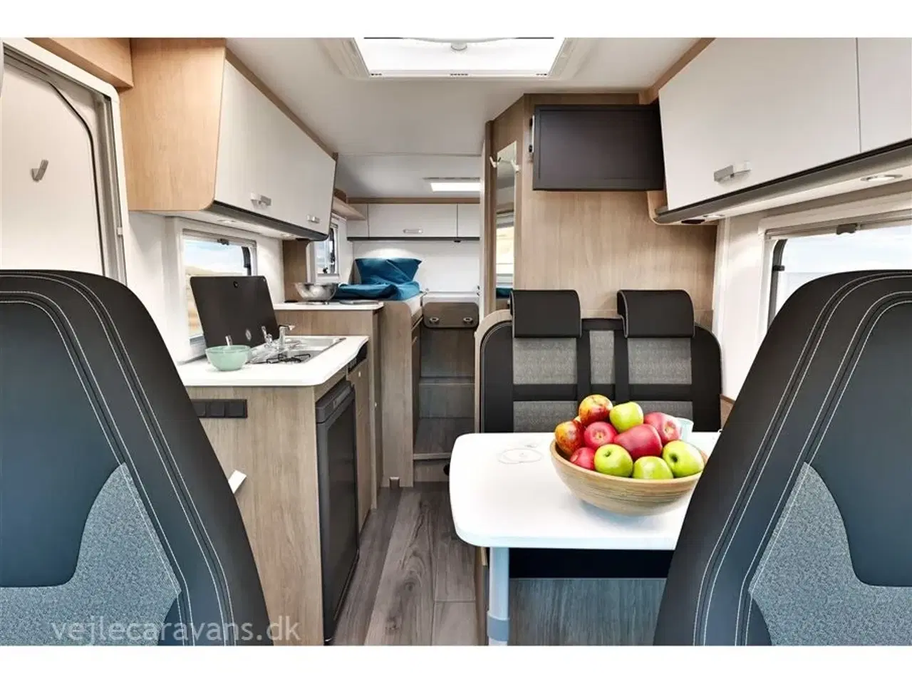 Billede 14 - 2026 - Carado V337 PRO+