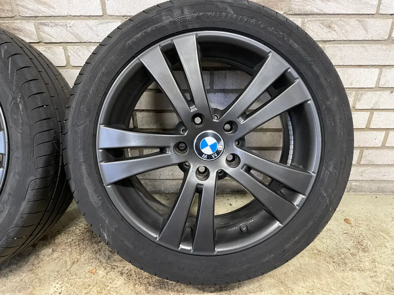 Billede 4 - 17 BMW 3 225/45r17 Ref.215 sommer