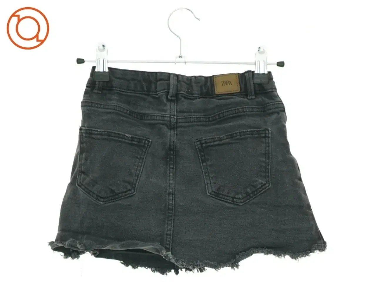Billede 2 - Nederdel fra Zara (str. 122 cm)