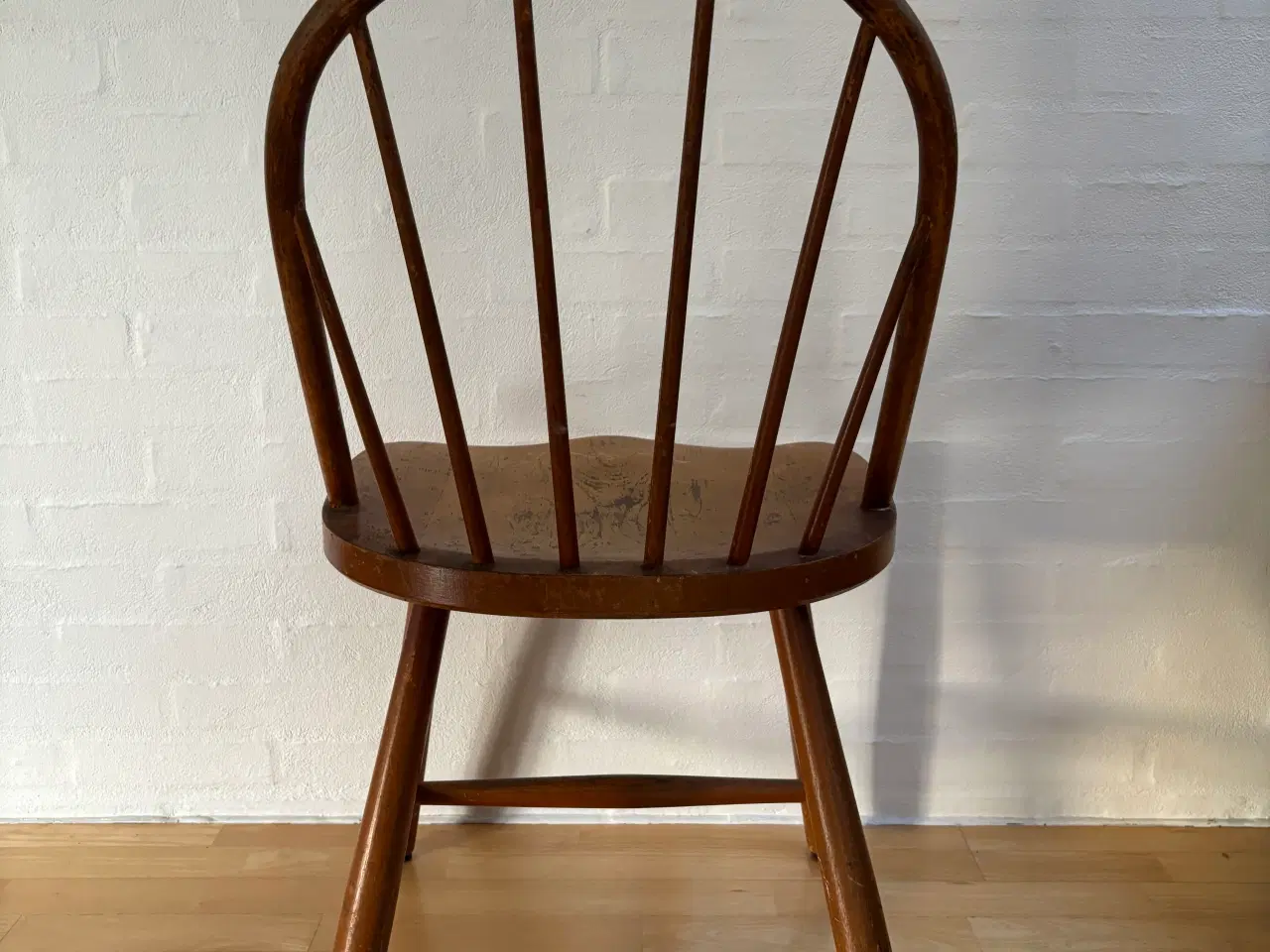 Billede 4 - Retro træstol med sadel sæde