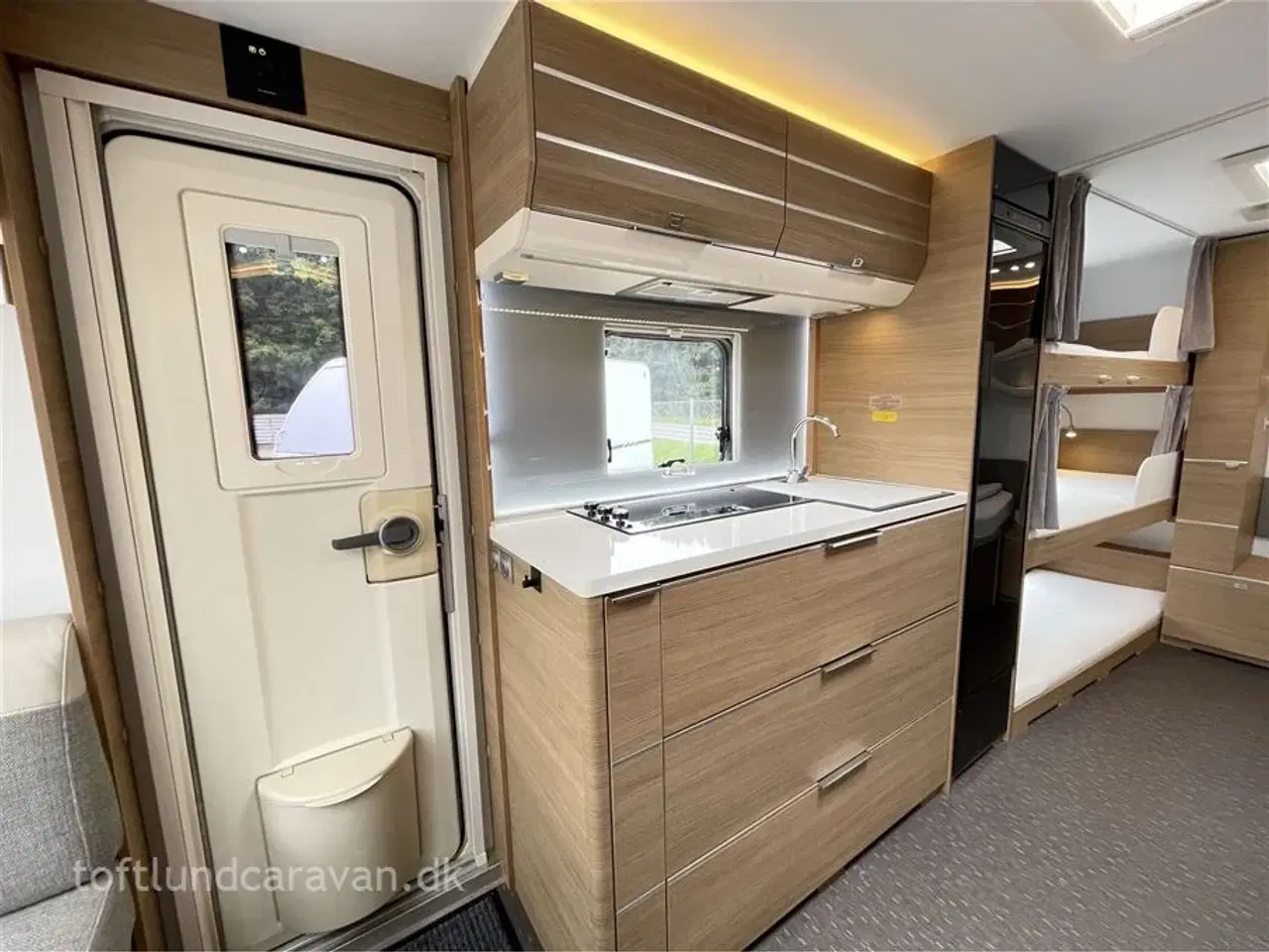 Billede 15 - 2020 - Adria Adora 593 UK   Fantastisk flot FAMILIEVOGN m/MOVER + ISABELLA fortelt, 7 sovepladser