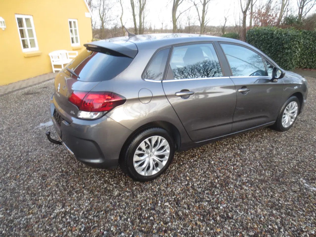 Billede 6 - Fin Citroen C 4 1.6 HDi År 2017. 