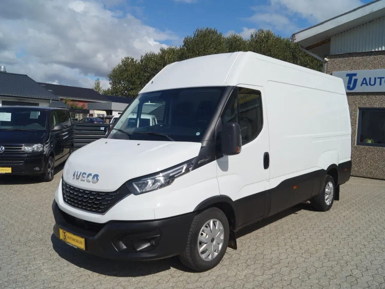 Billede 2 - Iveco Daily 2,3 35S16 12m³ Van AG8