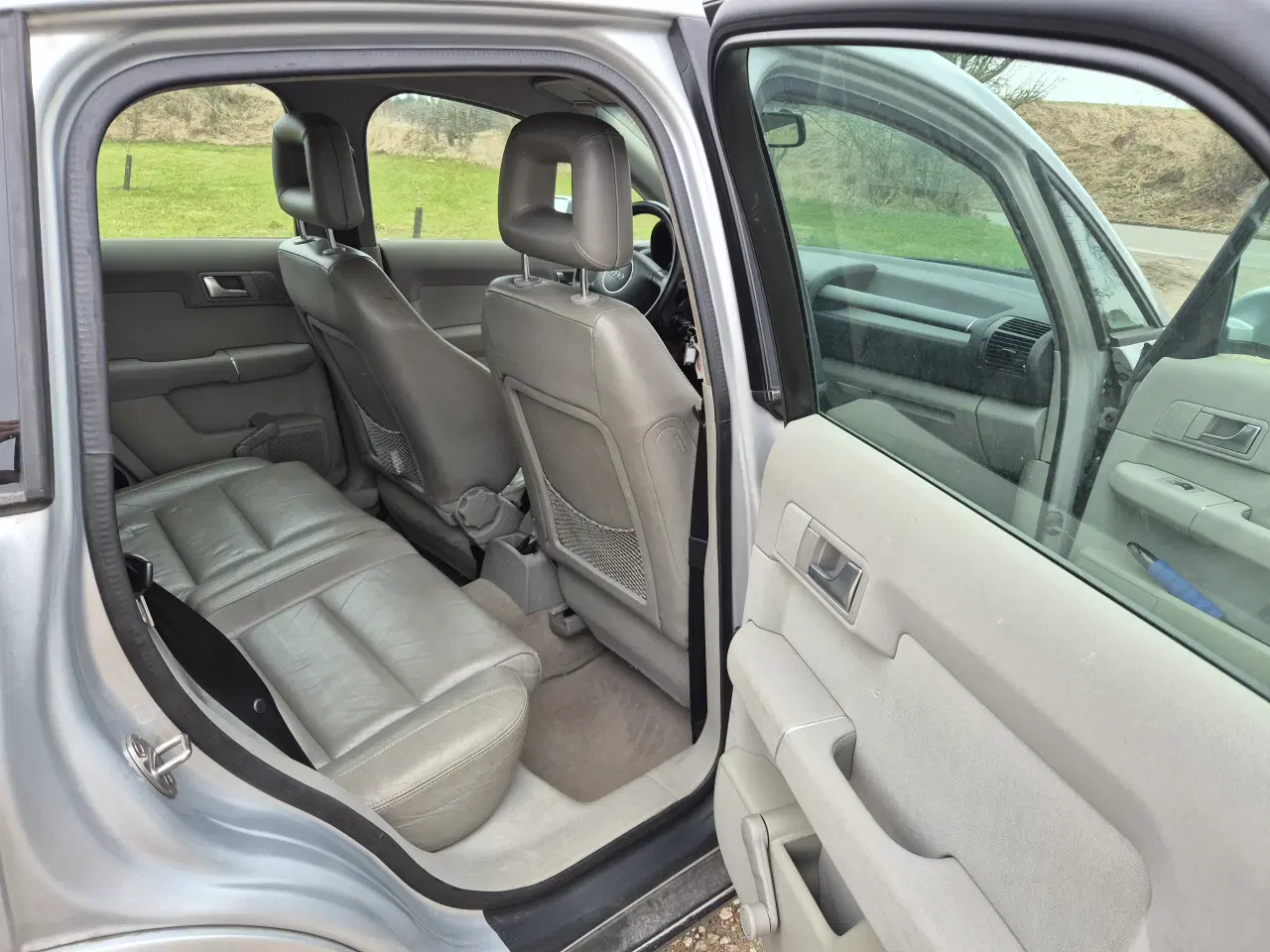 Billede 8 - Godt udstyret