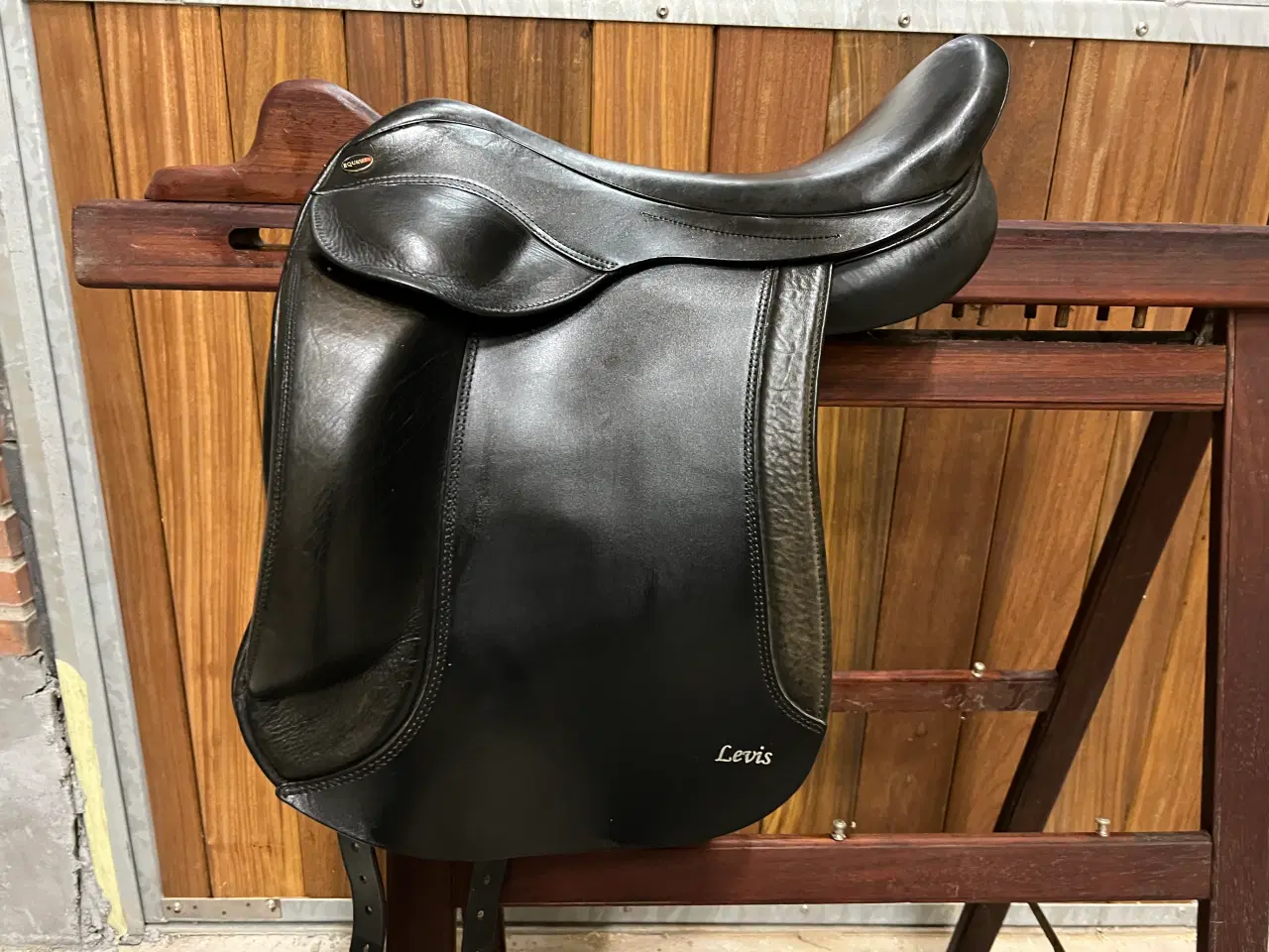 Billede 1 - *****Meget velholdt Eques Levis*****