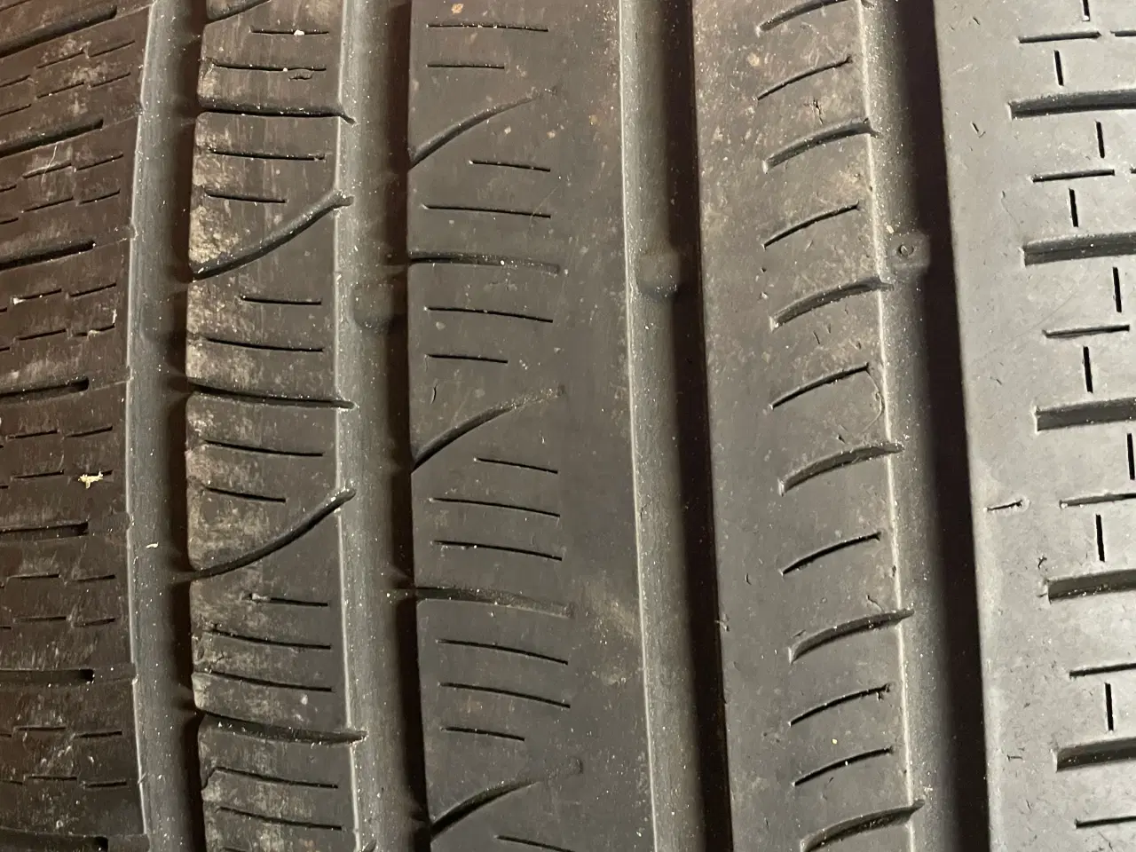 Billede 5 - Pirilli helårsdæk 275/45 R 21