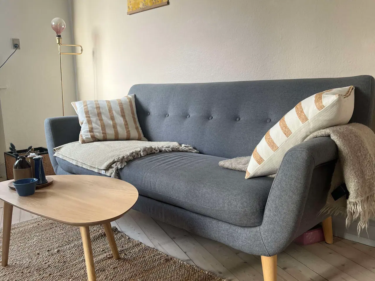 Billede 2 - Grå 3 persons sofa 