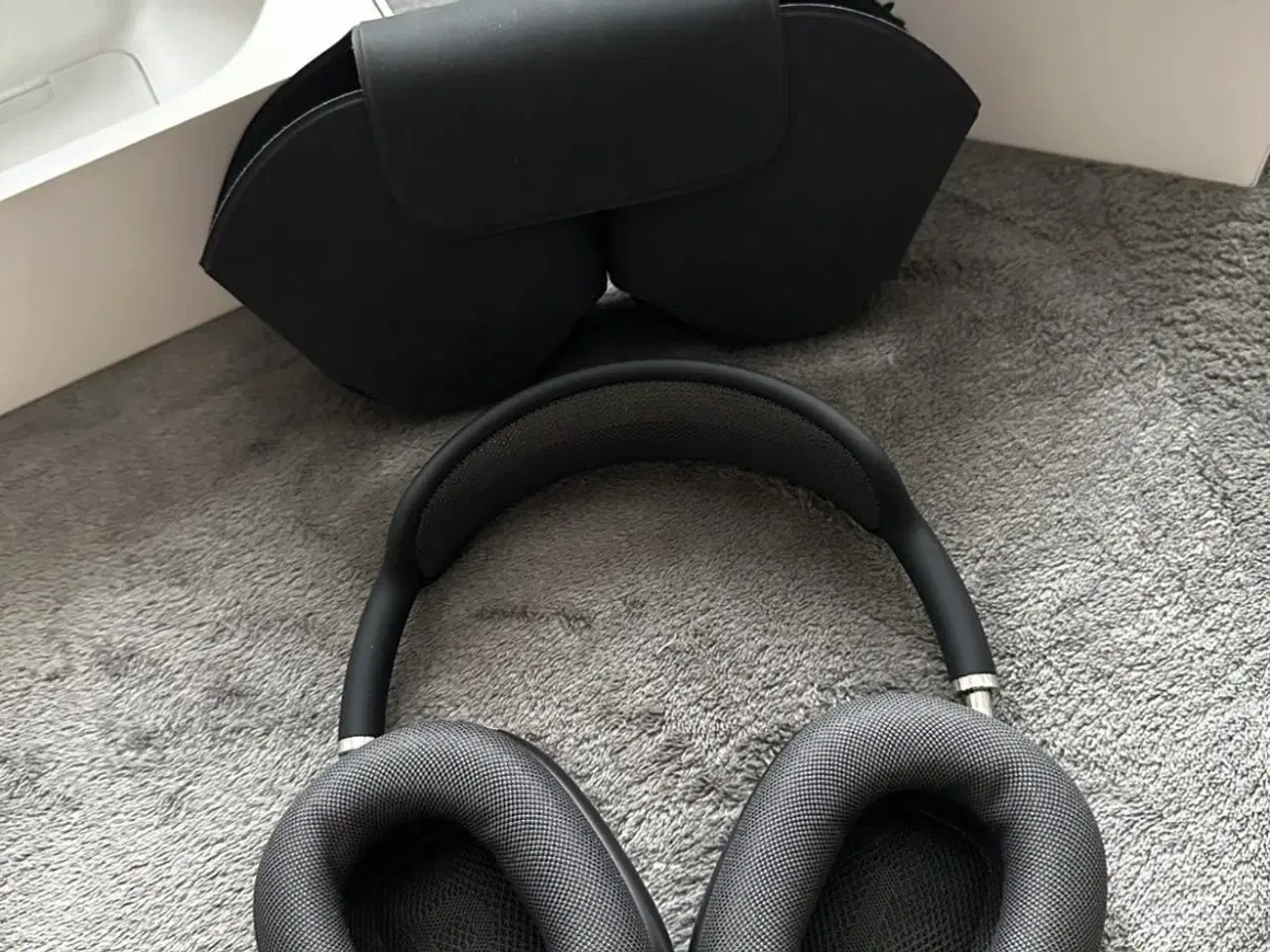 Billede 2 - AirPods Max – Space Grey – byd