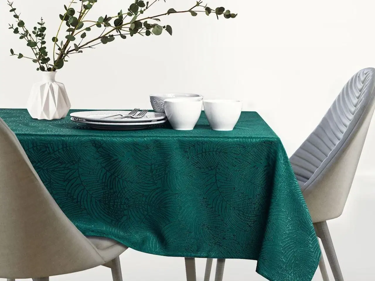 Billede 6 - Dug flaskegrøn 140×400 cm – AmeliaHome Gaia, præget plantemønster