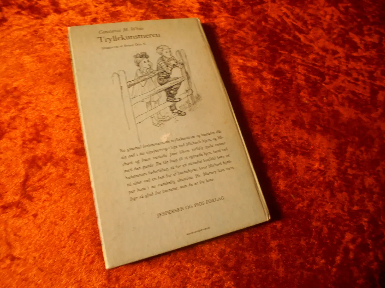 Billede 4 - Tryllekunstneren, Constance M. White