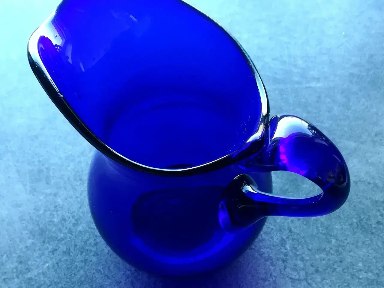 Billede 4 - Flødekande i blåt glas