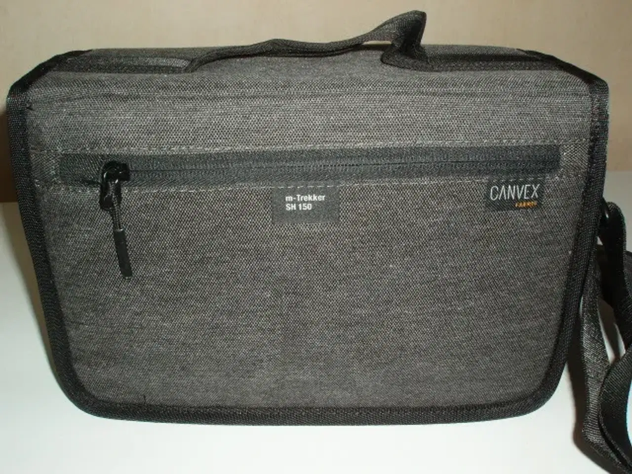 Billede 1 -  Kamerataske Lowepro m-Trekker SH150