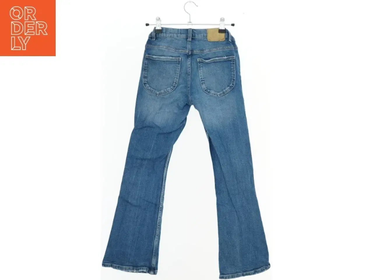 Billede 2 - Jeans med knapper fra Zara (str. 152)