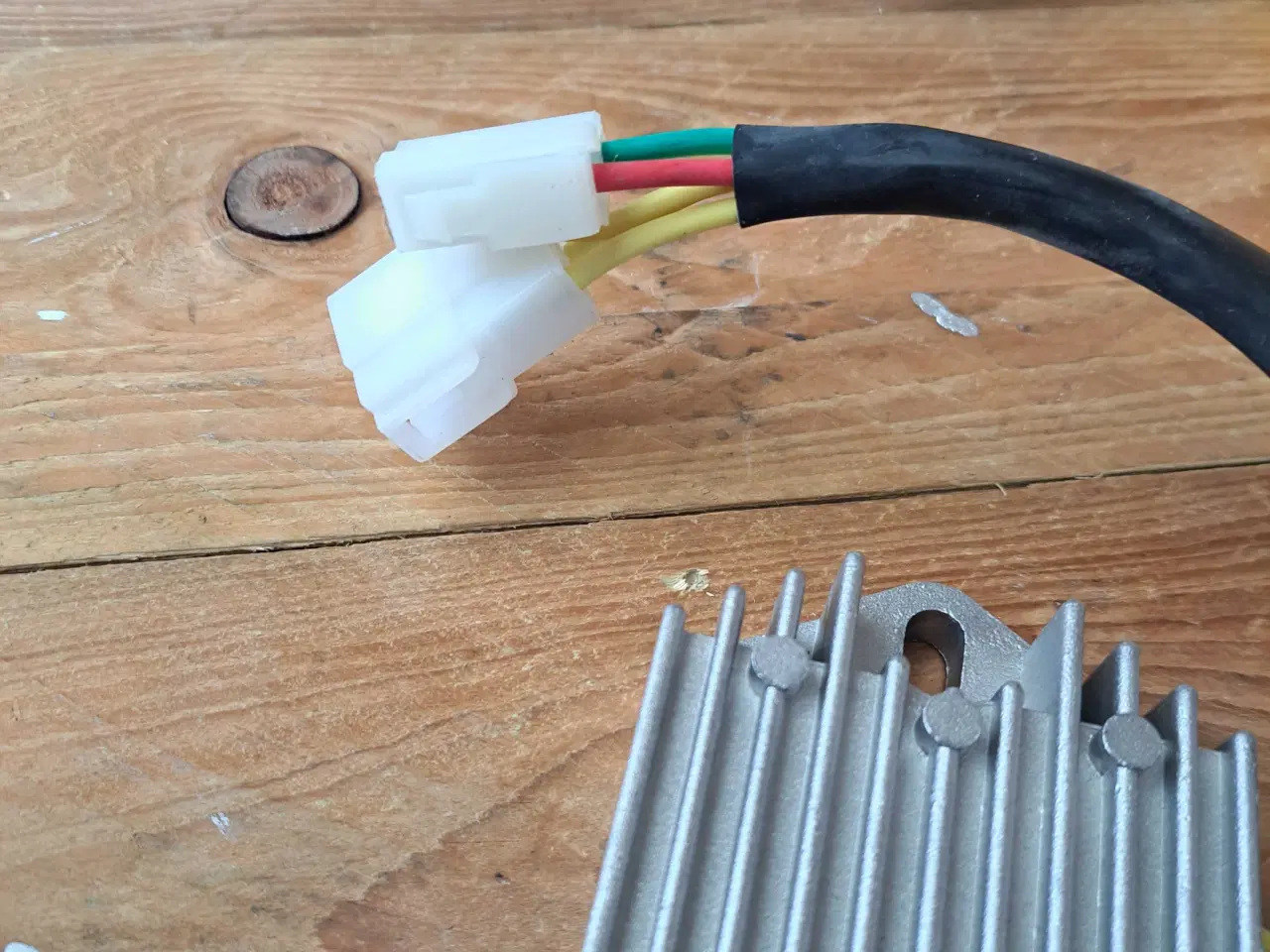 Billede 2 - Hoysung gt 650 spændingsregulator