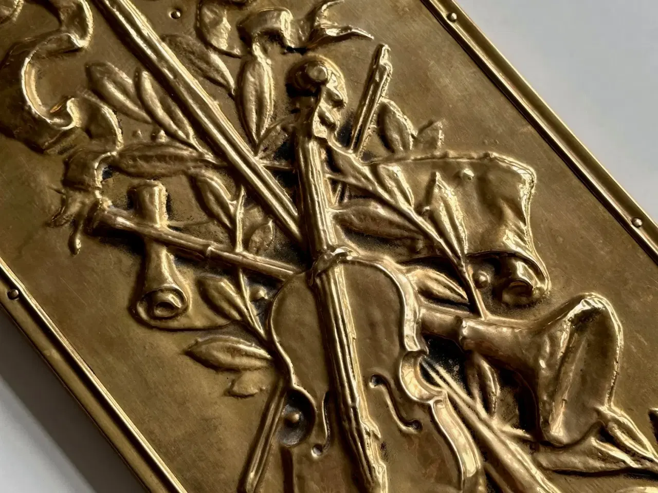 Billede 4 - Messingrelief