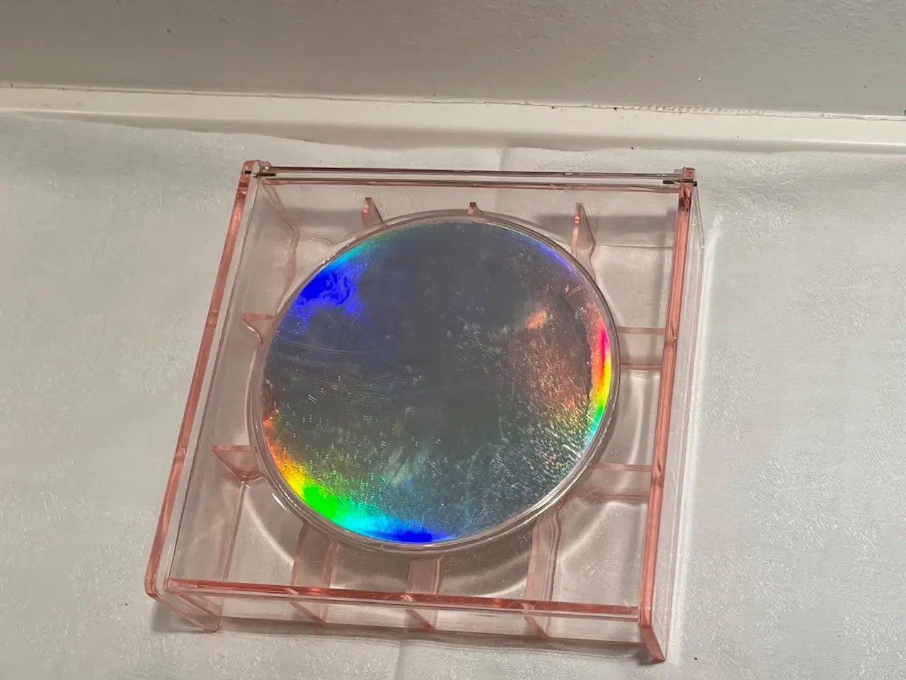 Billede 6 - Almay akrylskrin m. spejl, 2 armbånd og trææske