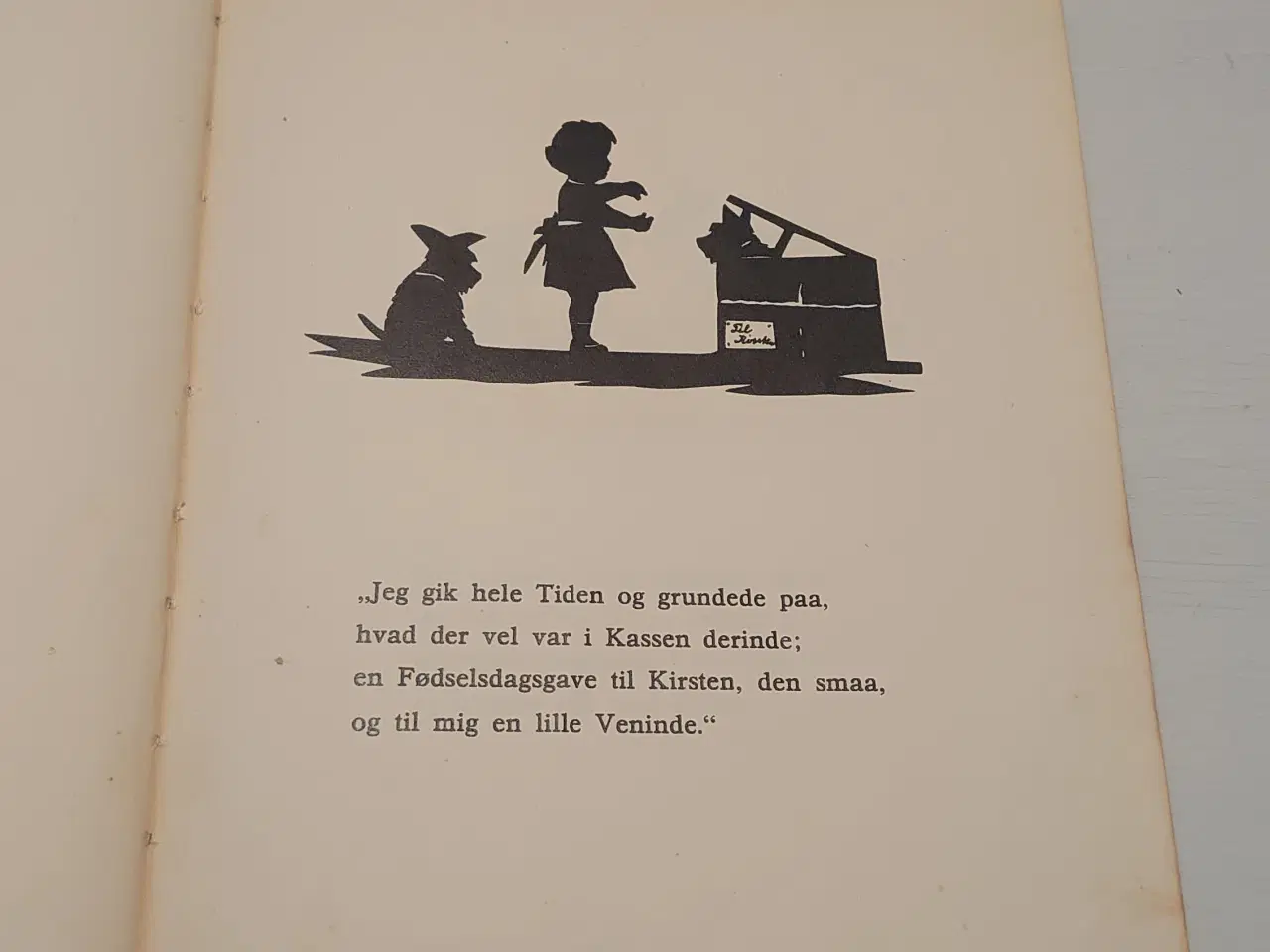 Billede 4 - Gurli Jacob: Strit. Silhuetter af forfatter.1937
