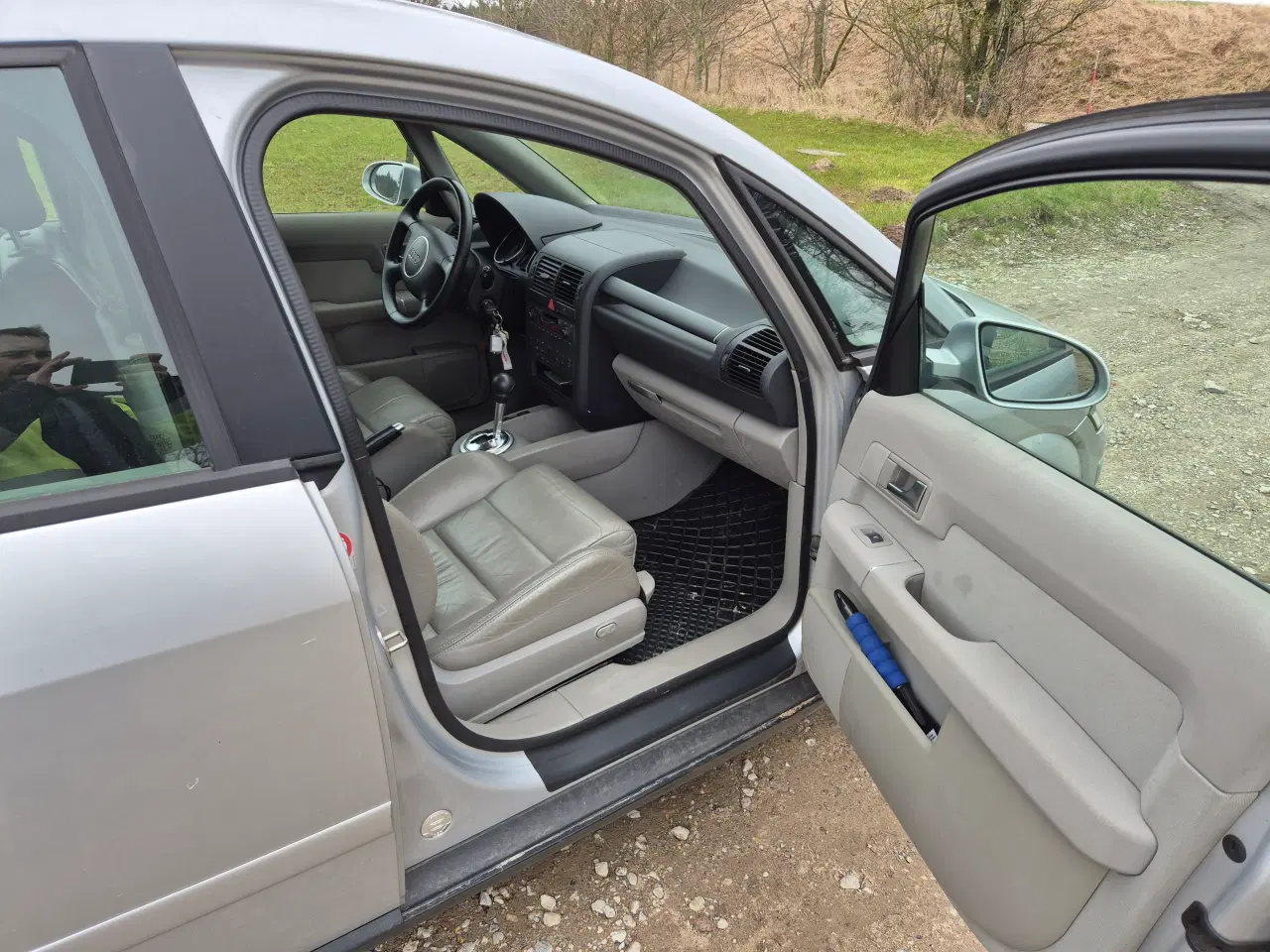 Billede 9 - Godt udstyret