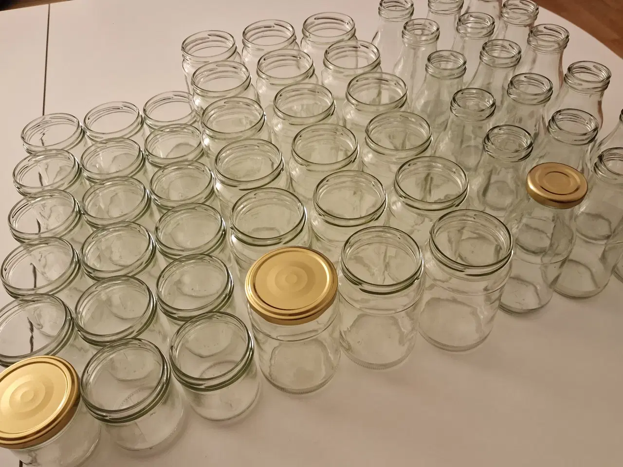 Billede 2 - Syltetøjsglas og mælkflaske 