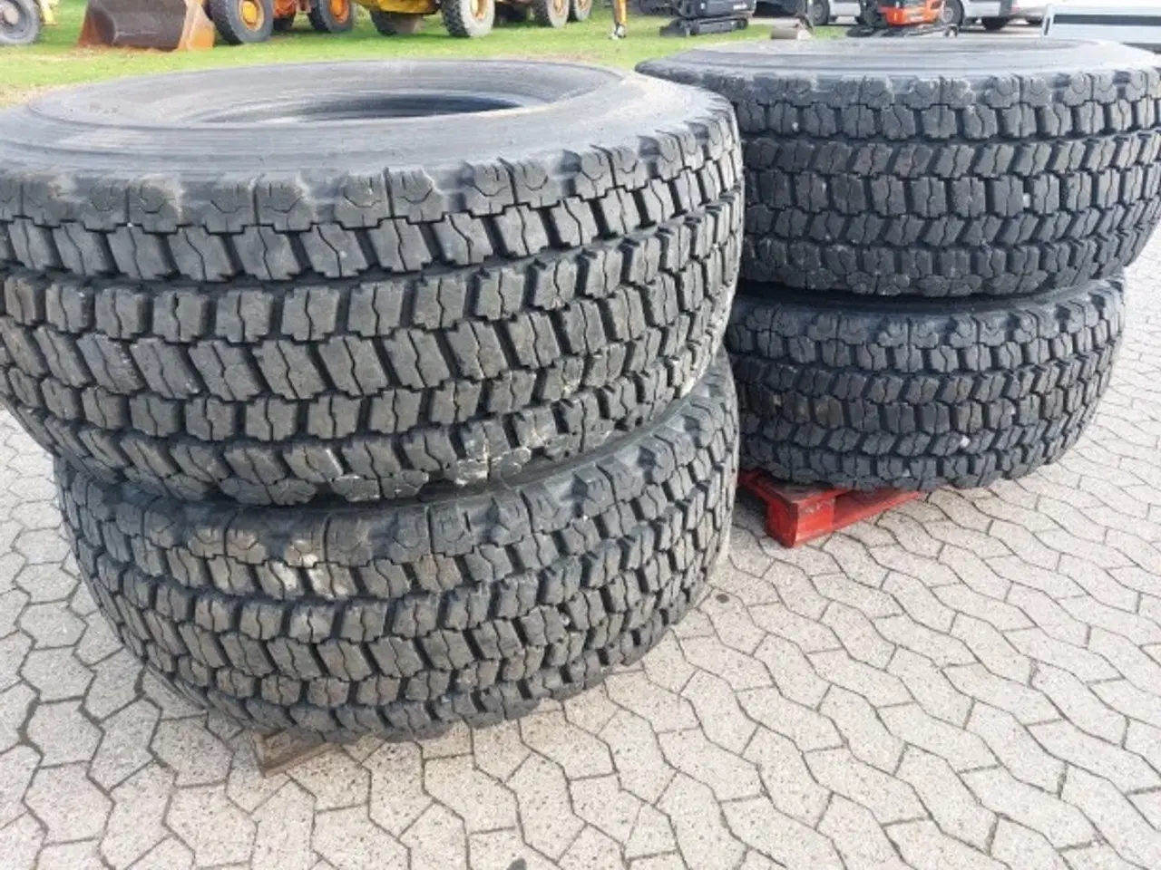 Billede 3 - Bridgestone 20,5xR25 V-Steel Snow vinterdæk 