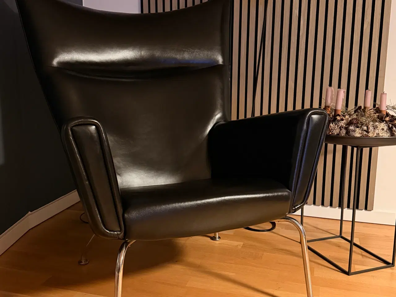 Billede 1 - Lænestol i læder - som ny