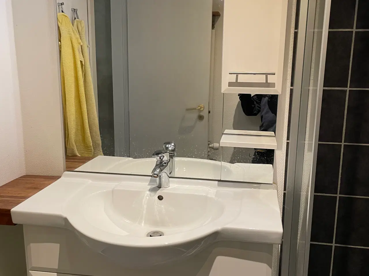 Billede 2 - Toilet møbel højglans hvid