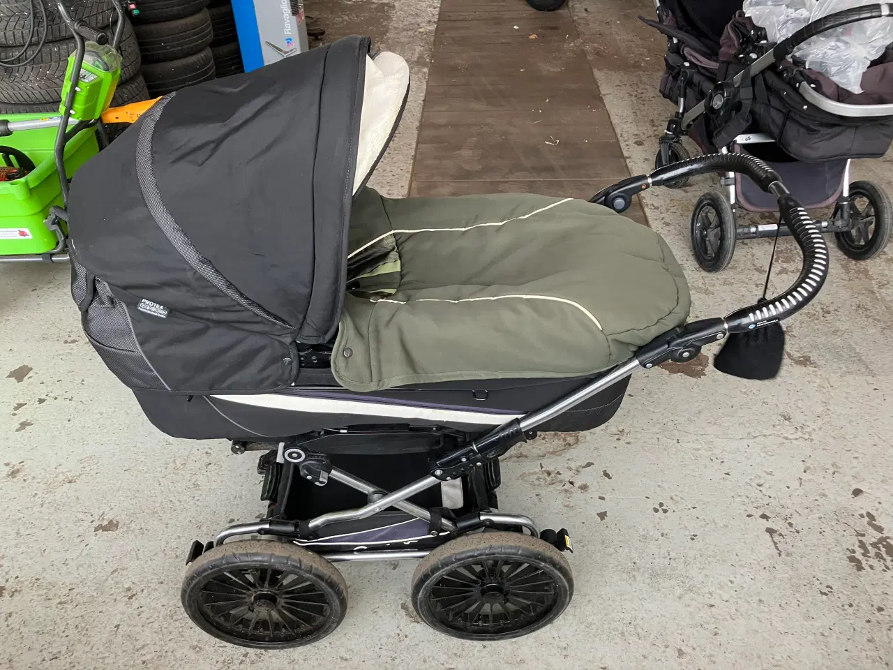 Billede 1 - Emmaljunga barnevogn med punkterfri hjul