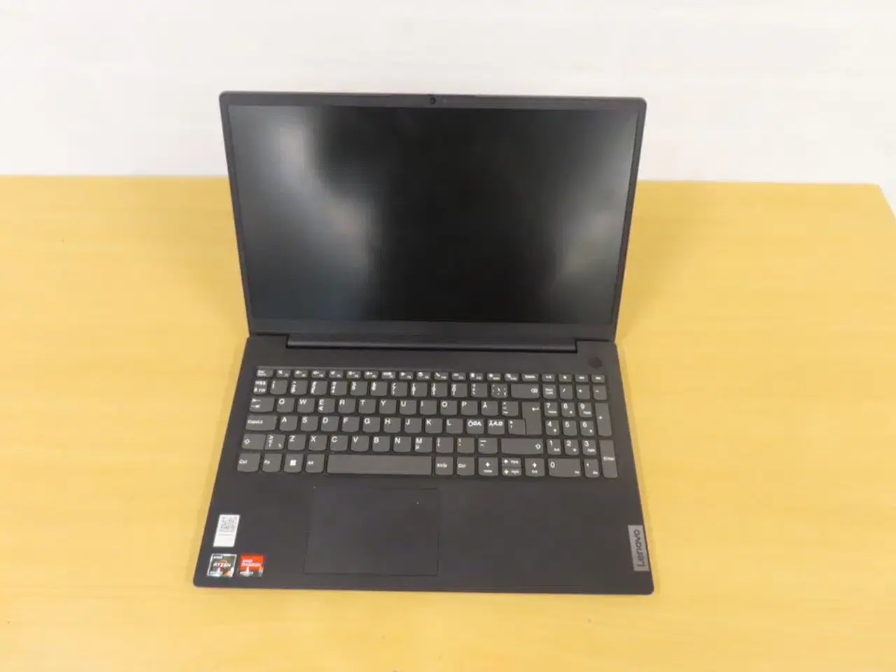 Billede 1 - Computer LENOVO V15 G2 ALC