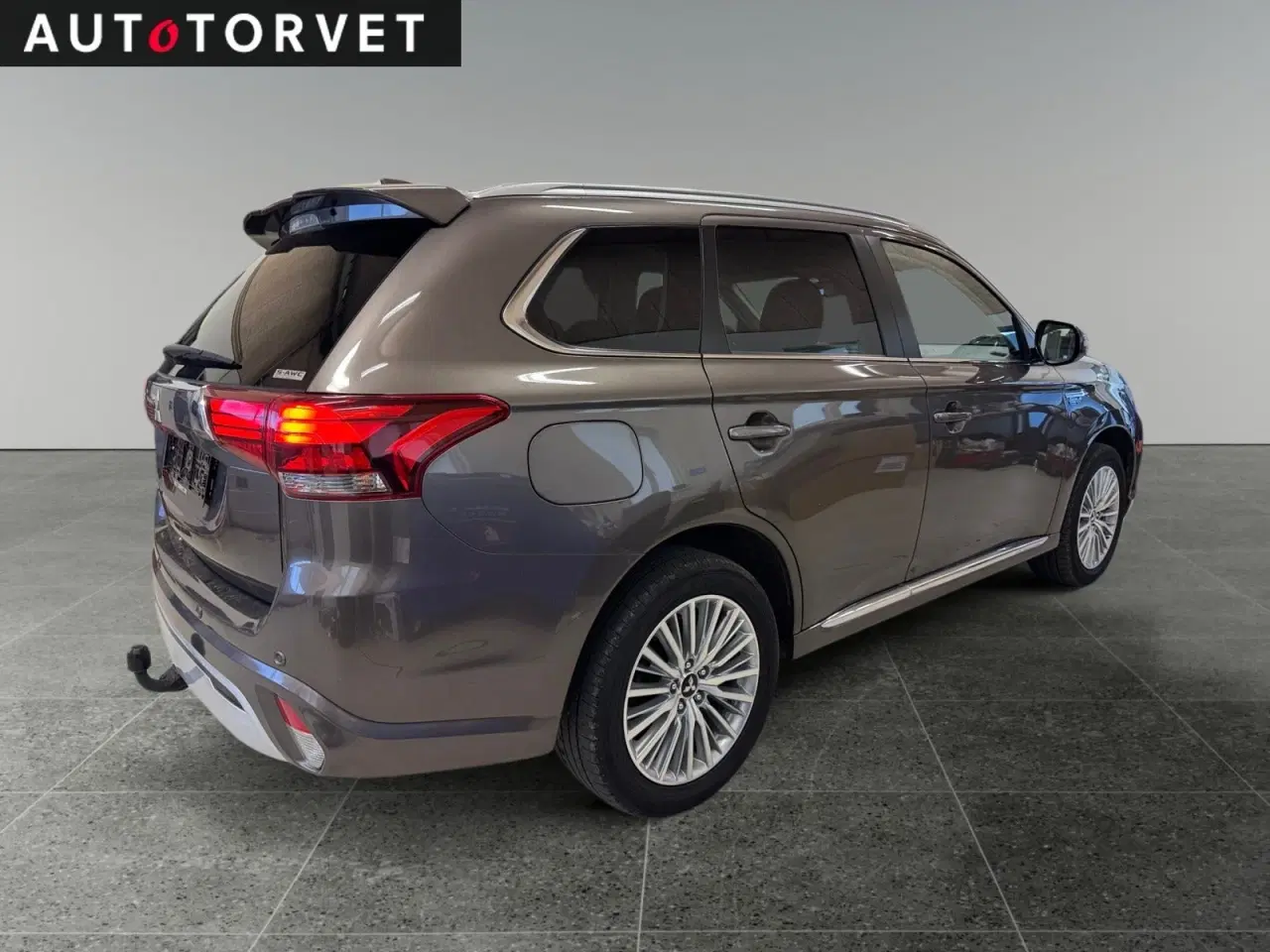 Billede 3 - Mitsubishi Outlander 2,4 PHEV Intense CVT 4WD