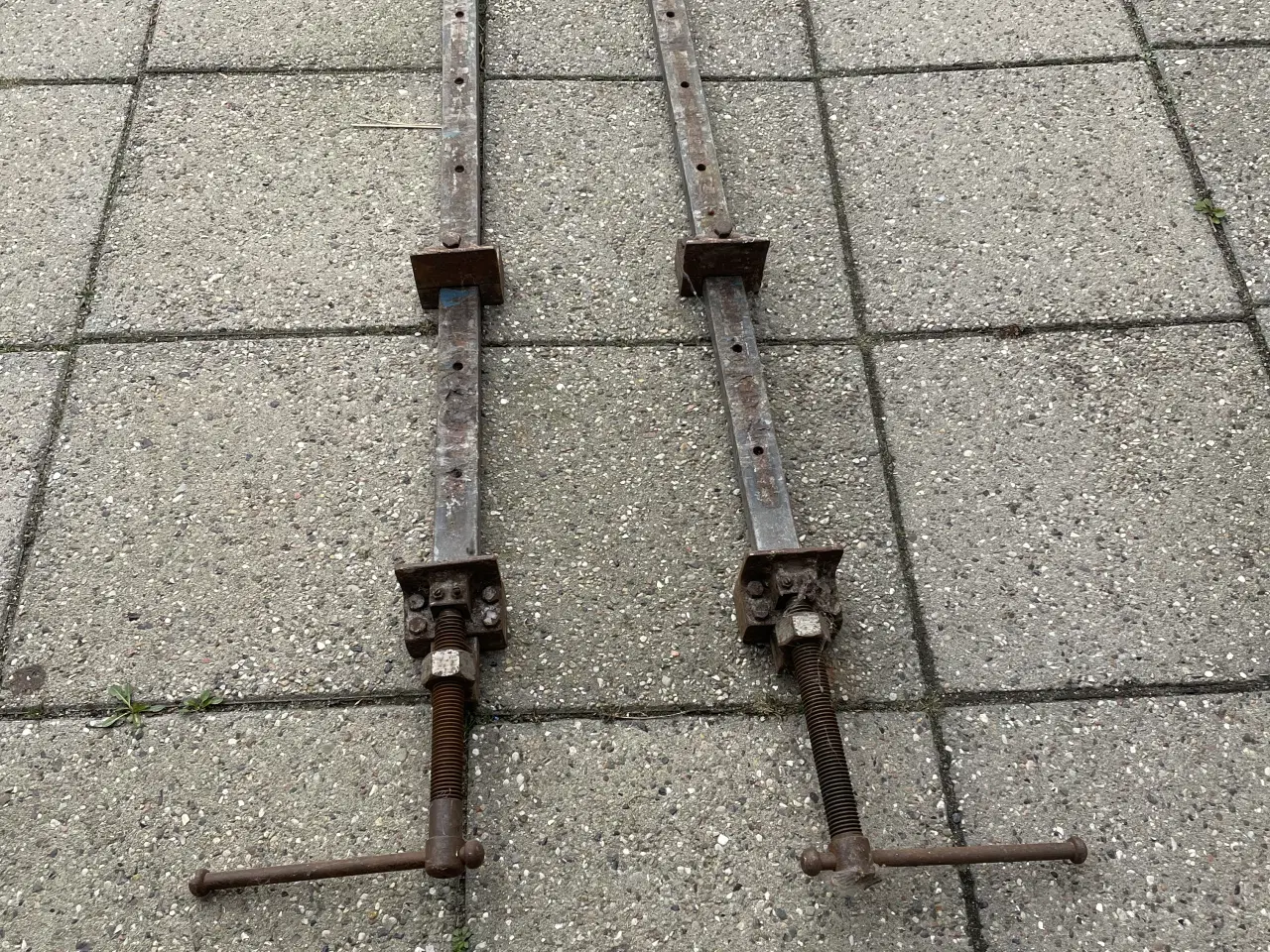 Billede 1 - Dørtvinger