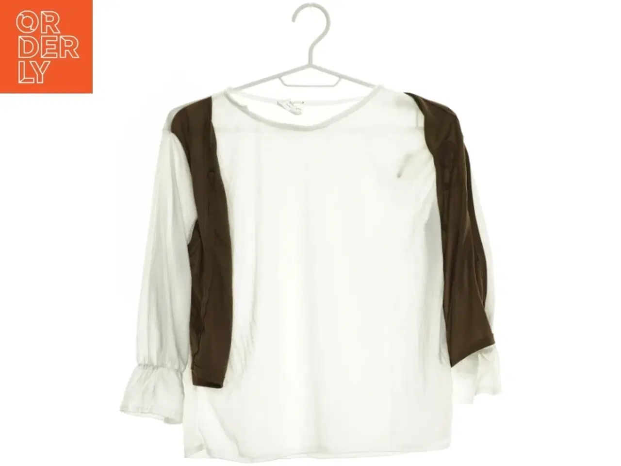 Billede 1 - Bluse fra ACDC (str. 122 cm)