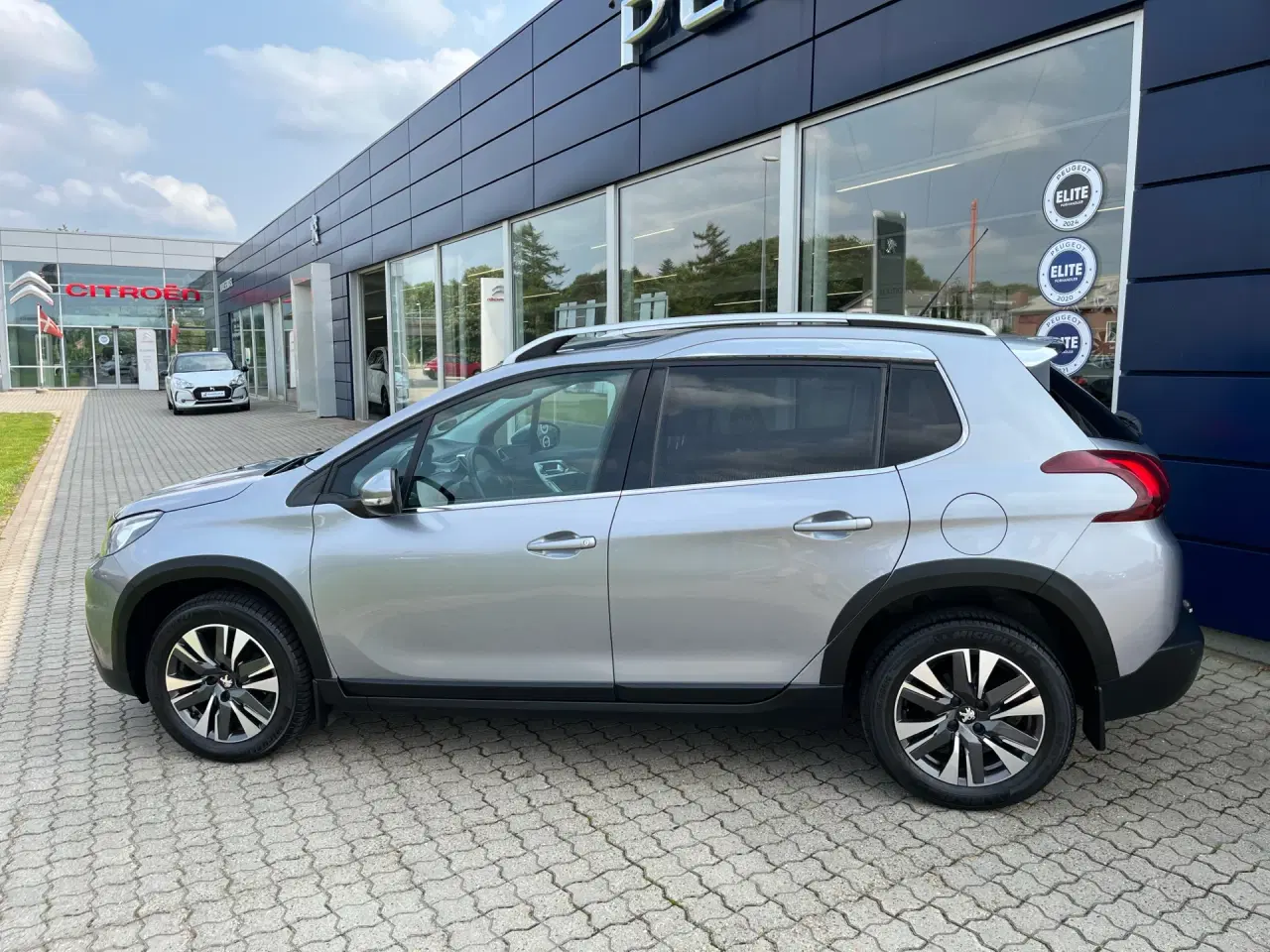 Billede 3 - Peugeot 2008 1,6 BlueHDi Desire Sky 100HK