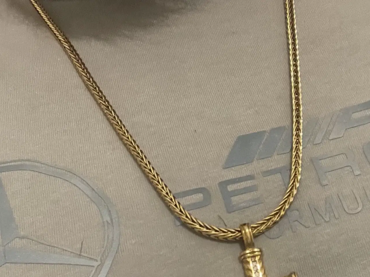 Billede 1 - 4mm 14kt goldfilled foxtail kæde med kors