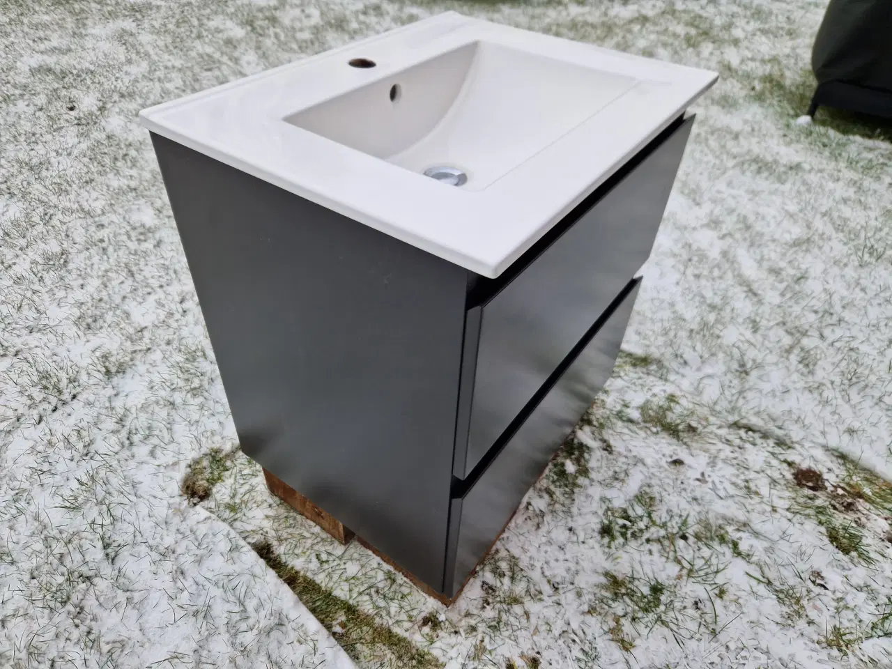 Billede 4 - NY PRIS - Vaskeskab med porcelænsvask