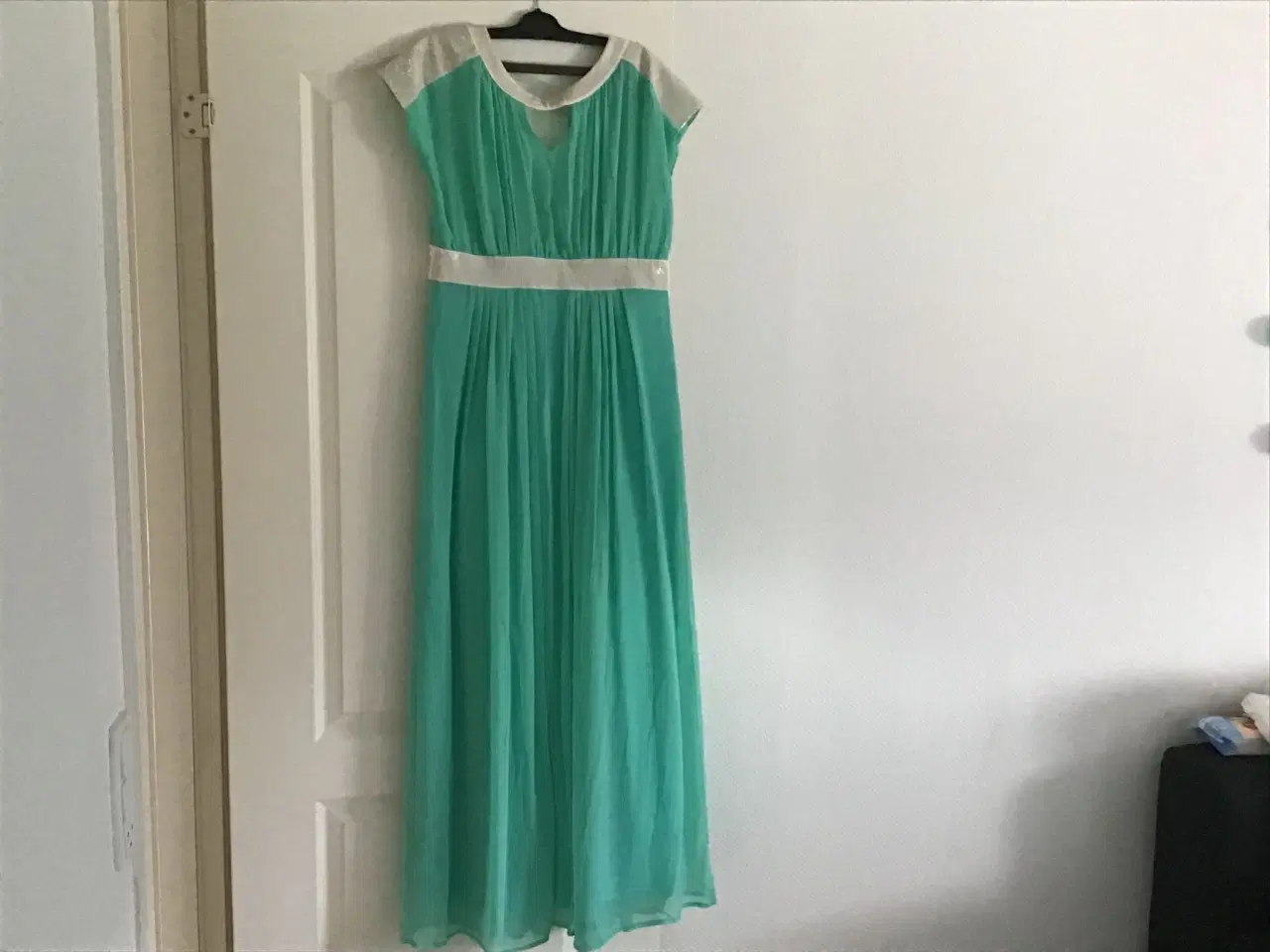 Billede 1 - Fin kjole