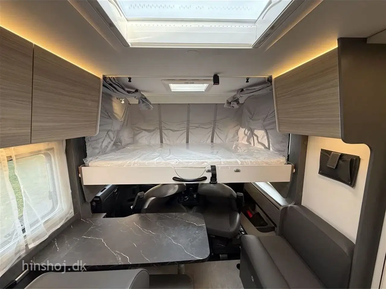 Billede 4 - 2026 - Etrusco I 6900 SB Scandic Edition Aut Etrusco by Hymer er Italiensk Elegance og Komfort fra Hinshøj Caravan