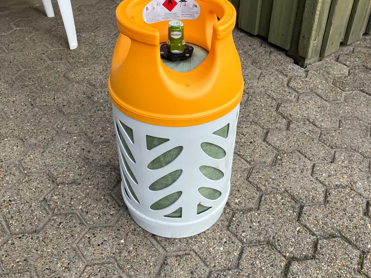 Billede 1 - 10 kg letvægt gasflaske fyldt og plomberet 