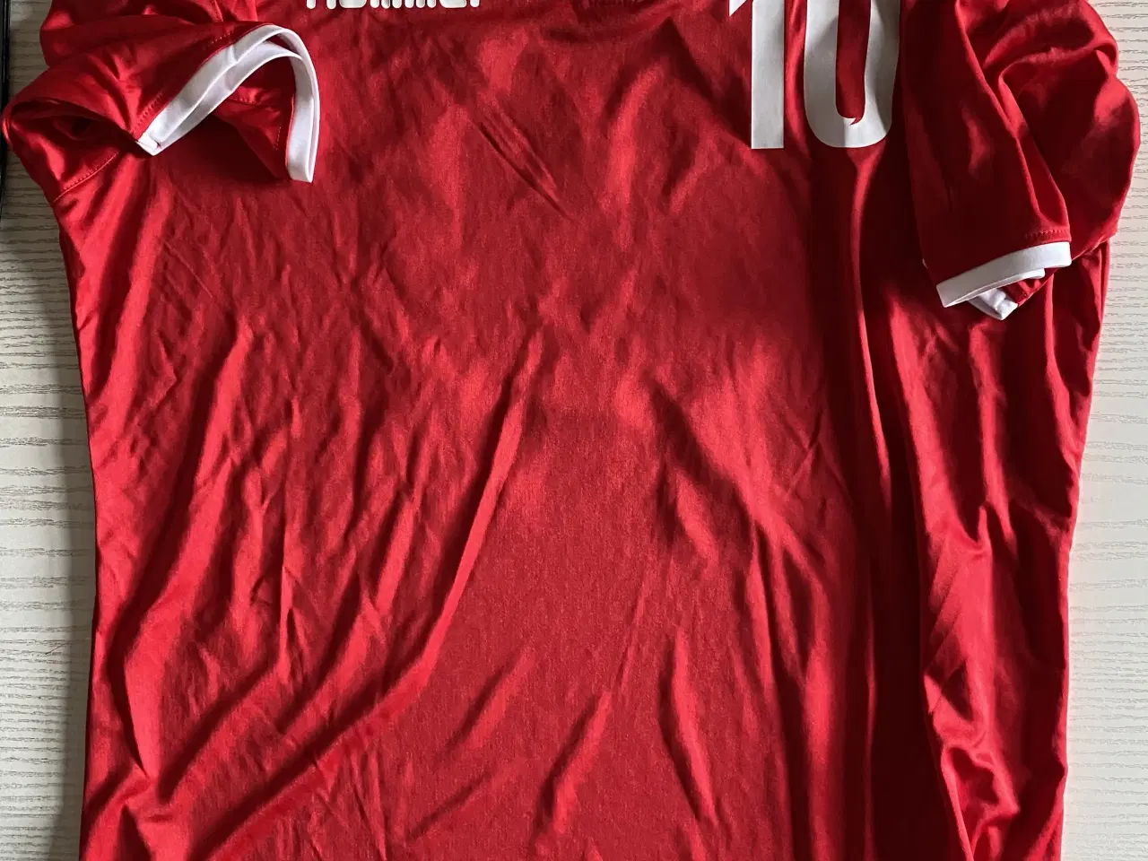 Billede 2 - Fodboldtrøje, T-shirt, HUMMEL str. M