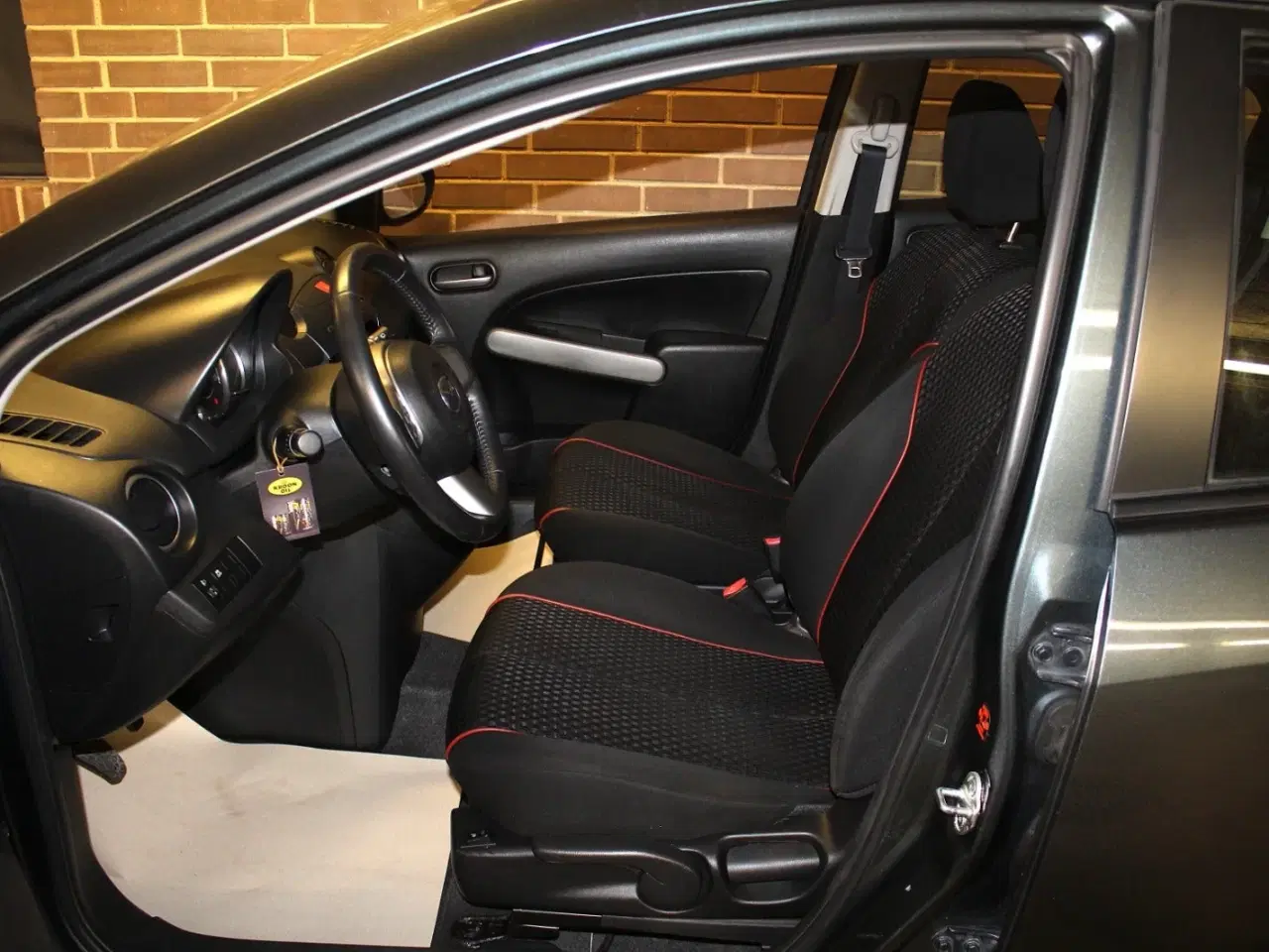 Billede 4 - Mazda 2 1,3 Takara Edition