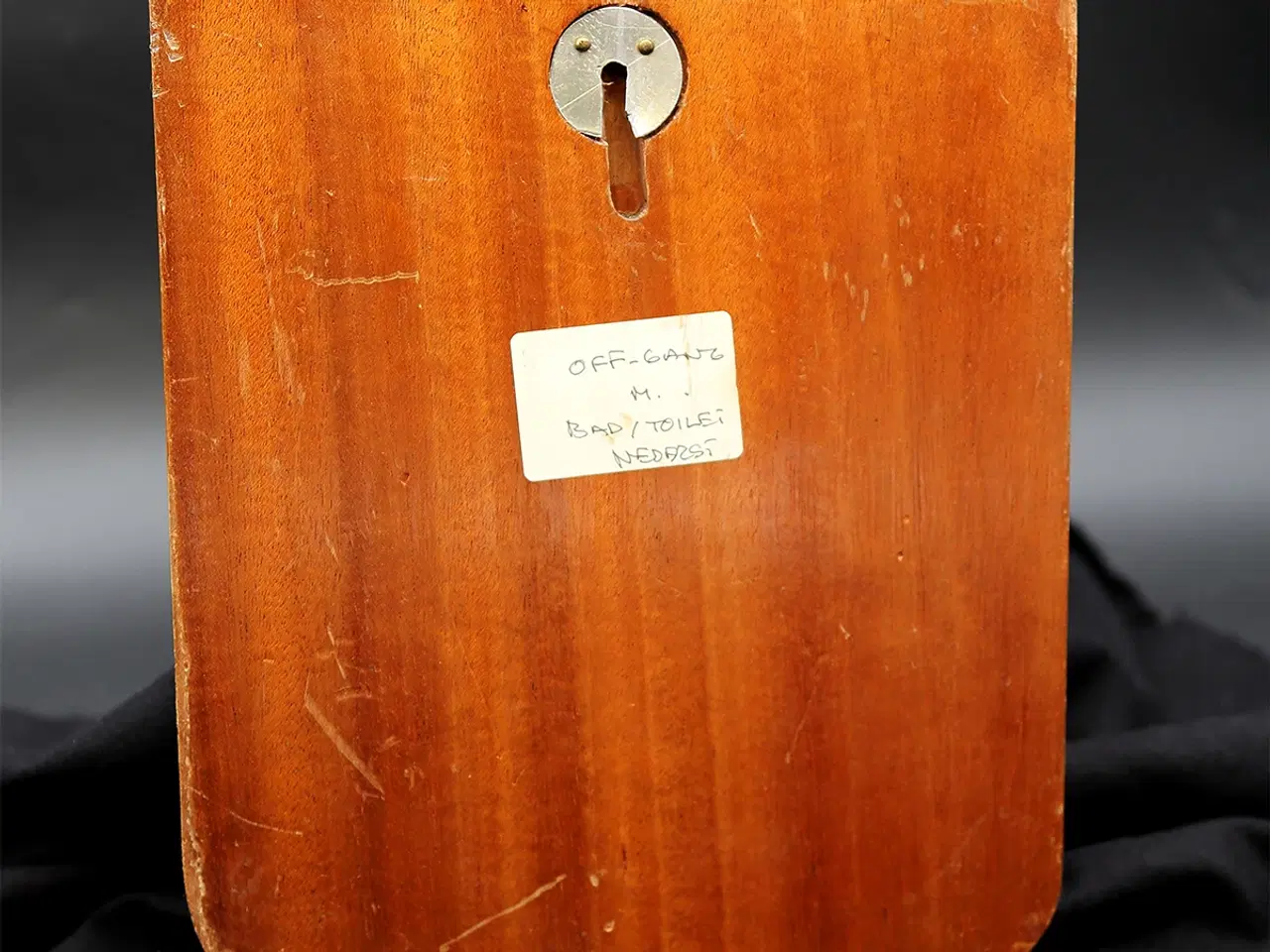 Billede 2 - Diplomatskjold givet til Kongeskibet Dannebrog, 93