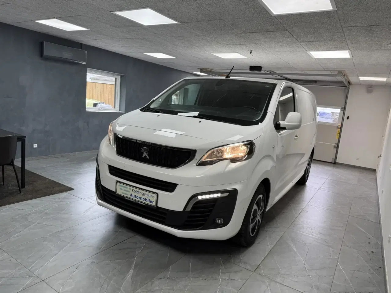 Billede 2 - Peugeot Expert L2 2,0 BlueHDi Premium EAT8 122HK Van 8g Aut.