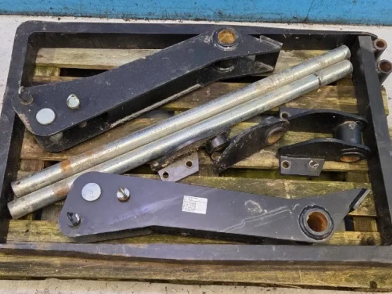 Billede 5 - New Holland B115C Pallegafler Kit 87310367