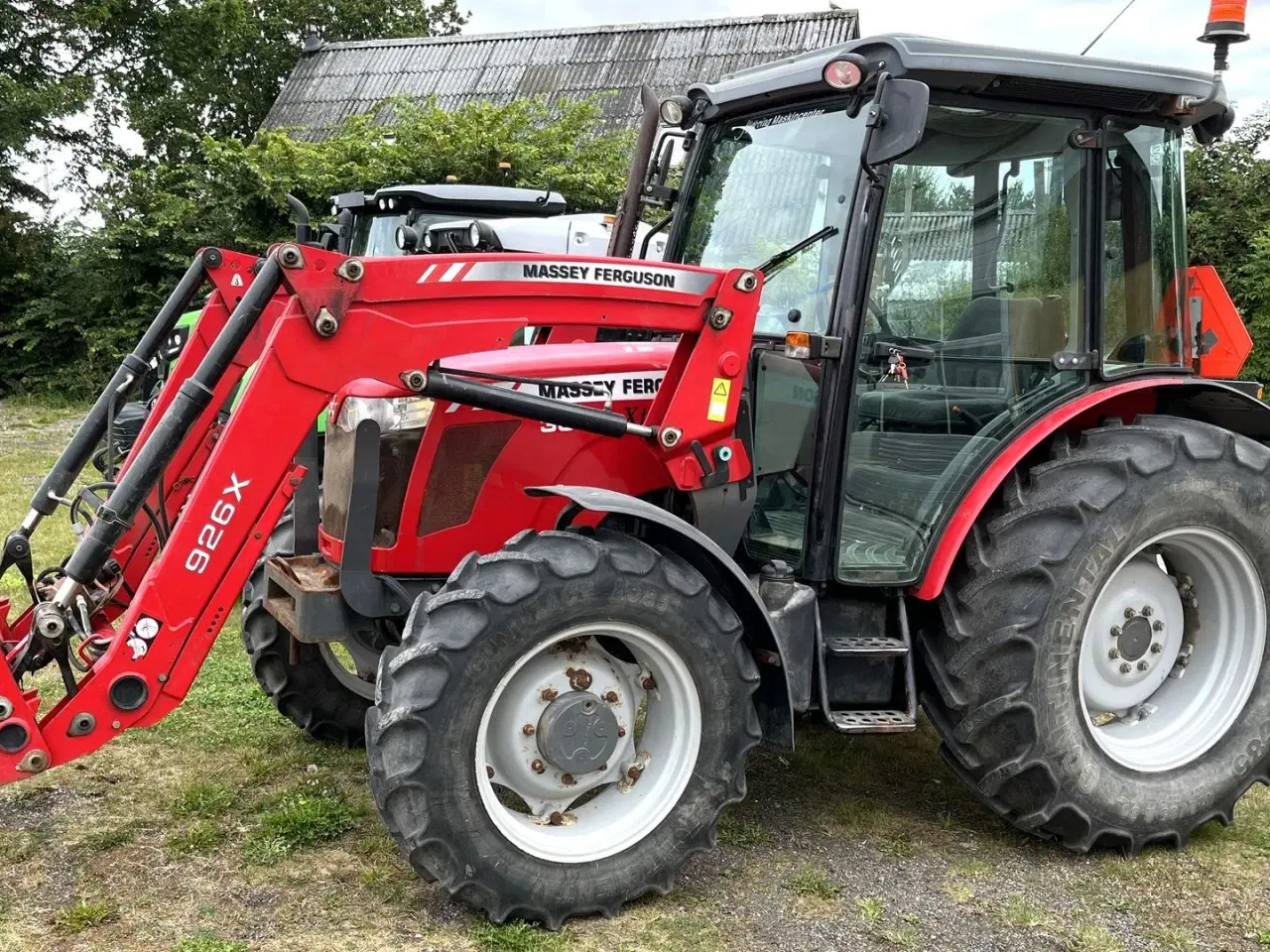 Billede 1 - Massey Ferguson 3630 Xtra  m. 926X læsser timer 2441