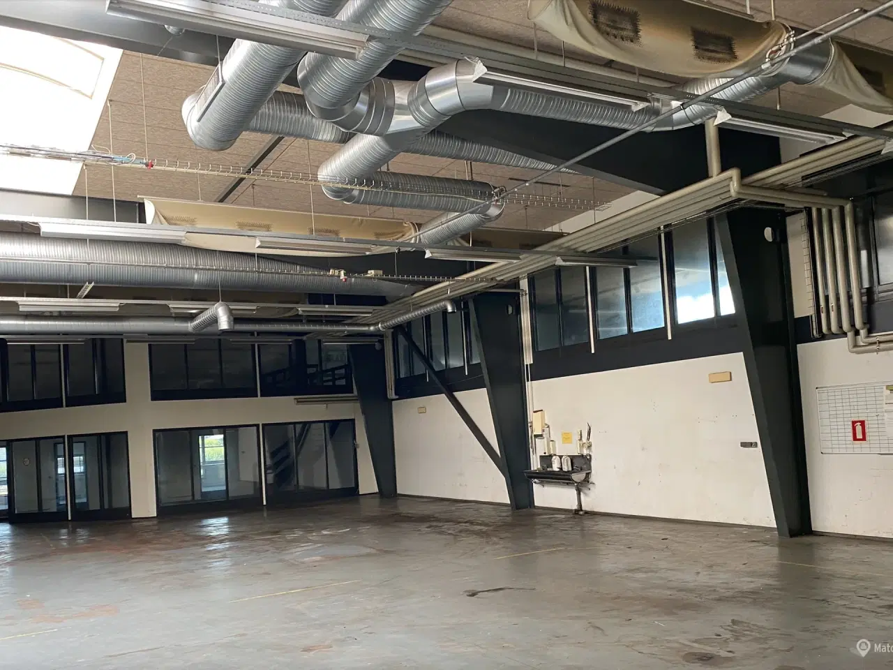 Billede 7 - lager + kontor